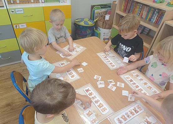 Grafika 9: Dzień Pluszowego Misia w naszym przedszkolu