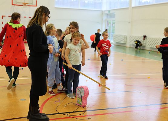 Grafika 61: Bal Jesienny