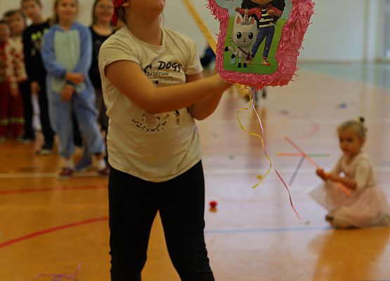 Grafika 63: Bal Jesienny