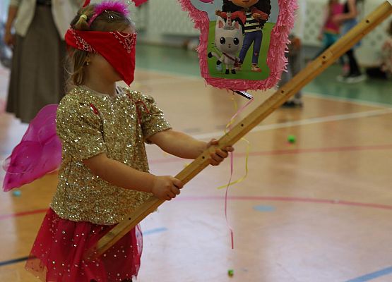 Grafika 81: Bal Jesienny