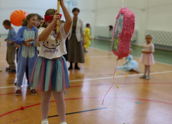 Grafika 82: Bal Jesienny