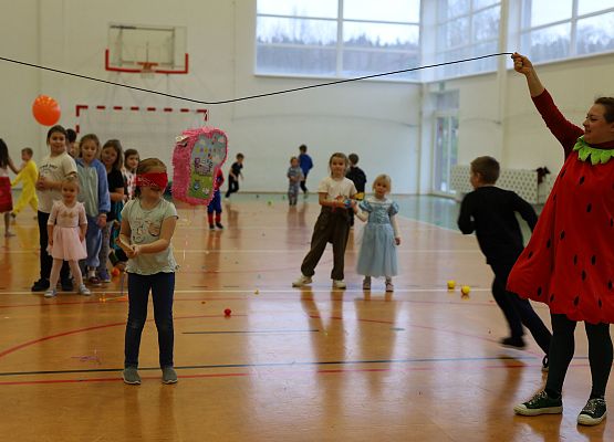 Grafika 62: Bal Jesienny