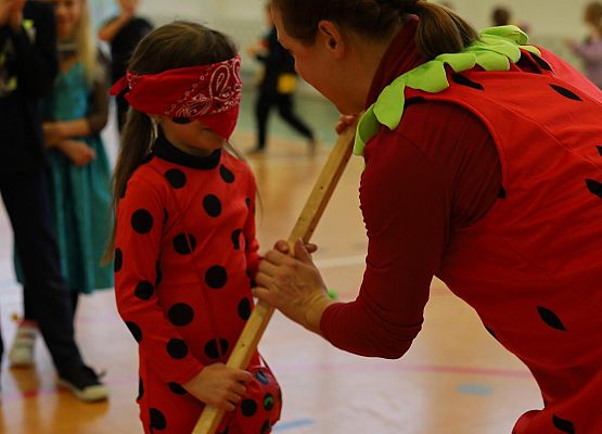 Grafika 69: Bal Jesienny