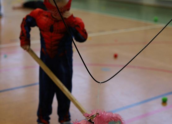 Grafika 77: Bal Jesienny