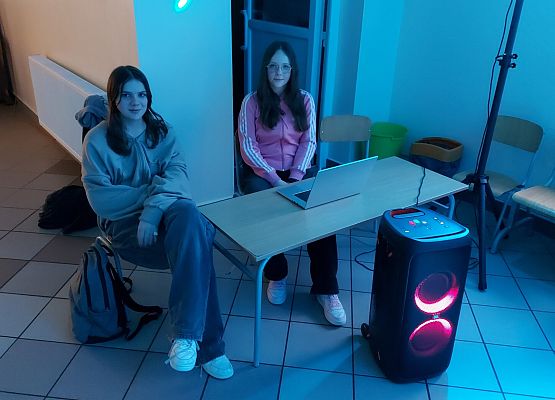 Grafika 4: Zabawa Andrzejkowa klas IV-VIII (26 listopada 2025 r.)