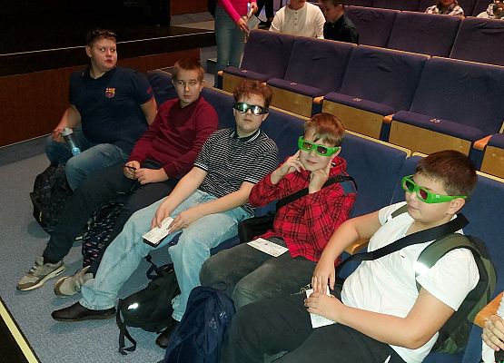 Grafika 1: Wyjazd klasy V i VI do Teatru Muzycznego w Gdyni (09 grudnia 2025 r.)