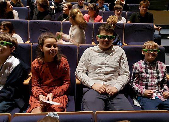 Grafika 8: Wyjazd klasy V i VI do Teatru Muzycznego w Gdyni (09 grudnia 2025 r.)