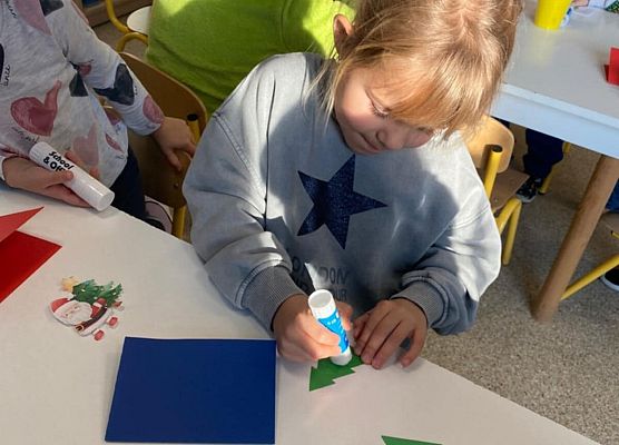 Grafika 1: Kartki świąteczne dla seniorów z Domu Pomocy Społecznej