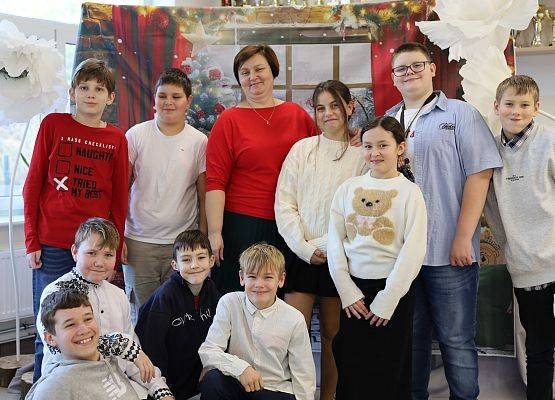 Wigilijne spotkania w szkole grafika