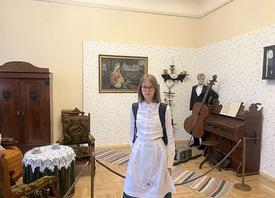 Grafika 1: XII Regionalny Konkurs dla Czytelników "Méster Bëlnégò Czëtaniô" w Wejherowie