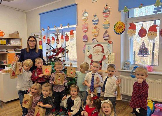 Grafika 6: Wigilia w przedszkolu