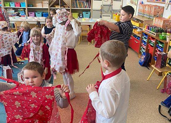 Grafika 21: Wigilia w przedszkolu