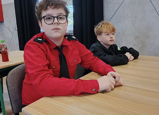 Grafika 5: POWIATOWYT TURNIEJ WIEDZY POŻARNICZEJ