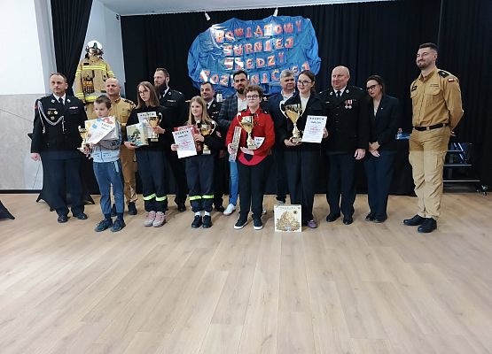 Grafika 10: POWIATOWYT TURNIEJ WIEDZY POŻARNICZEJ