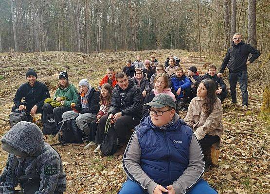 Grafika 3: Sadzenie lasu w Stęknicy (17 kwietnia 2026 r.)