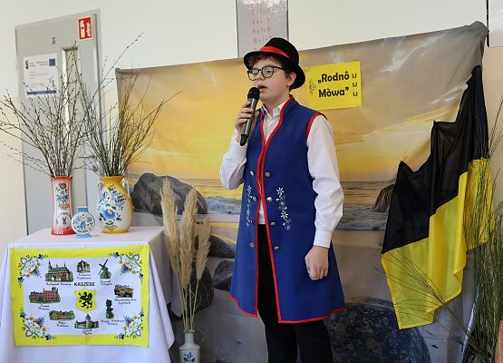 Grafika 5: Eliminacje szkolne 55. Konkursu Recytatorskiego Literatury Kaszubskiej "Rodnô Mòwa"