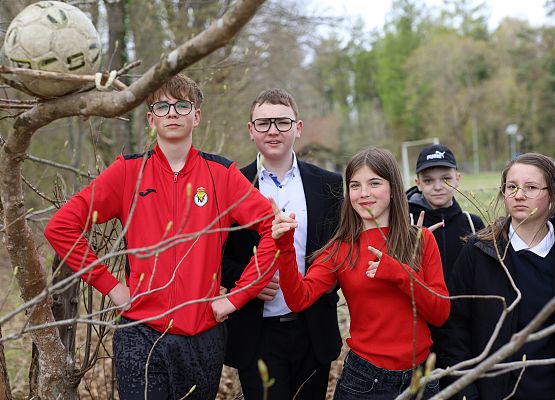 Grafika 15: Gra terenowa „Śladami Orła Białego” na boisku sportowym w Szczenurzy (30 kwietnia 2026 r.)