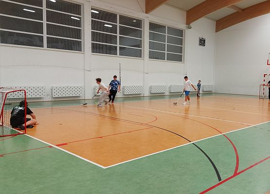 Grafika 8: Nocowanka Klasy 7 w Szkole (11.09.2026)