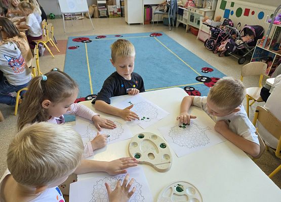 Grafika 14: Dzień kropki w przedszkolu
