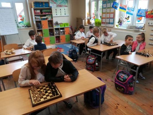 Grafika #0: Pierwszy szybki mat szachowy