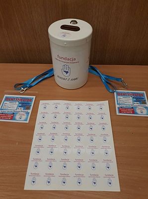 Grafika #0: Zbiórka przed cmentarzem