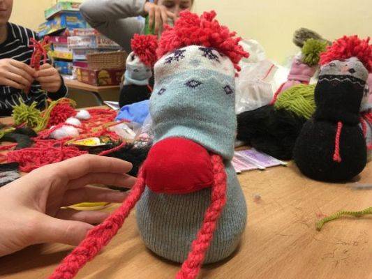 Grafika #1: Przygotowania do kiermaszu.