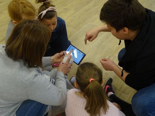 Grafika #3: Zabawy z robotem