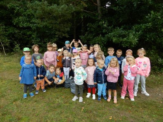 Grafika #10: Przedszkolaki sprzątają świat!