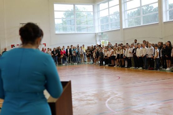 Grafika #3: Uroczyste rozpoczęcie roku szkolnego