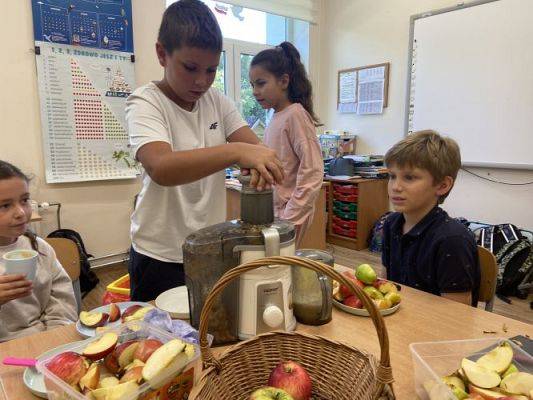 Grafika #41: Dzień Jabłka