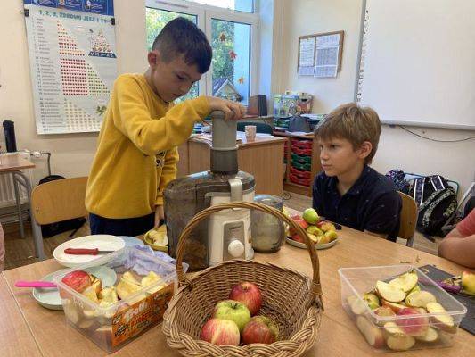 Grafika #42: Dzień Jabłka