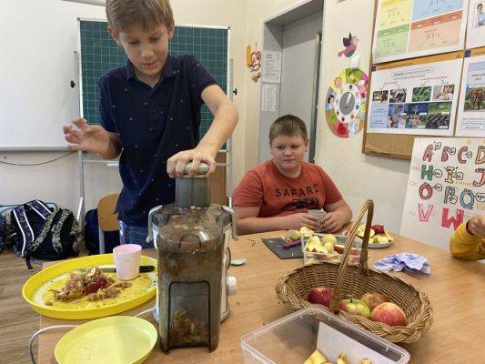 Grafika #43: Dzień Jabłka