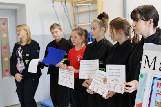 Grafika #4: Pokazy ratownictwa medycznego