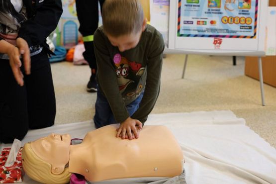 Grafika #22: Pokazy ratownictwa medycznego