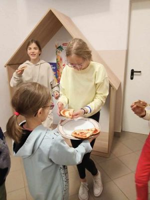 Grafika #12: Dzień Chleba z klasą drugą