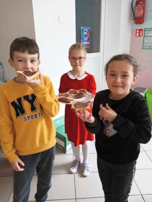 Grafika #21: Dzień Chleba z klasą drugą