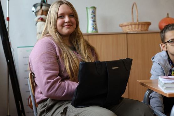 Grafika #13: Dzień bez plecaka