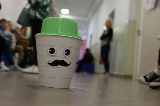 Grafika #15: Dzień bez plecaka