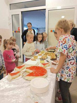 Grafika #3: Przybij 5 dla hospicjum - kiermasz ciast