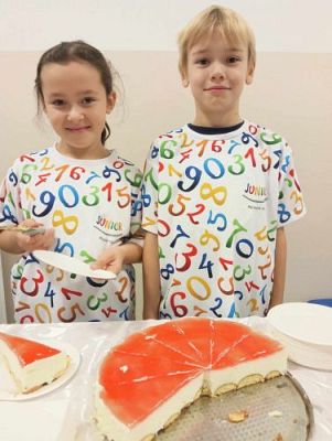 Grafika #4: Przybij 5 dla hospicjum - kiermasz ciast