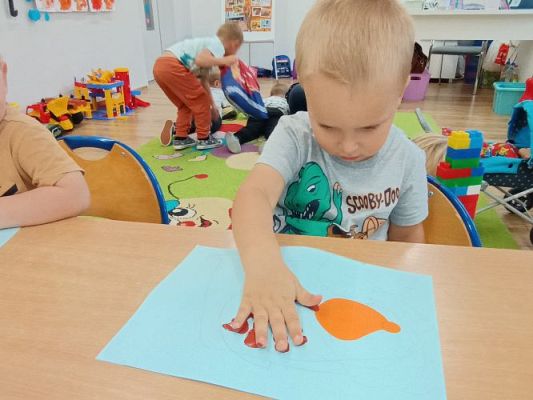 Grafika #7: Tup, tup, idzie jeż