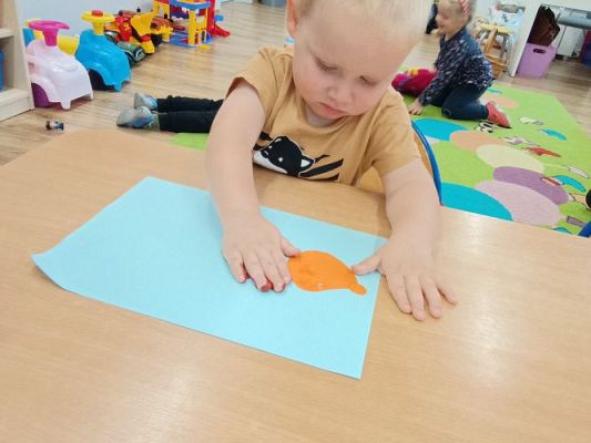 Grafika #9: Tup, tup, idzie jeż