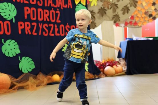 Grafika #22: Uroczysty apel z okazji Dnia Edukacji Narodowej