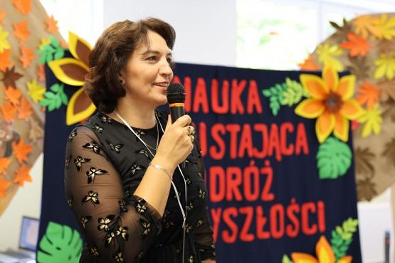 Grafika #26: Uroczysty apel z okazji Dnia Edukacji Narodowej