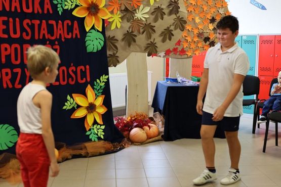 Grafika #28: Uroczysty apel z okazji Dnia Edukacji Narodowej