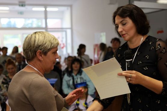 Grafika #38: Uroczysty apel z okazji Dnia Edukacji Narodowej