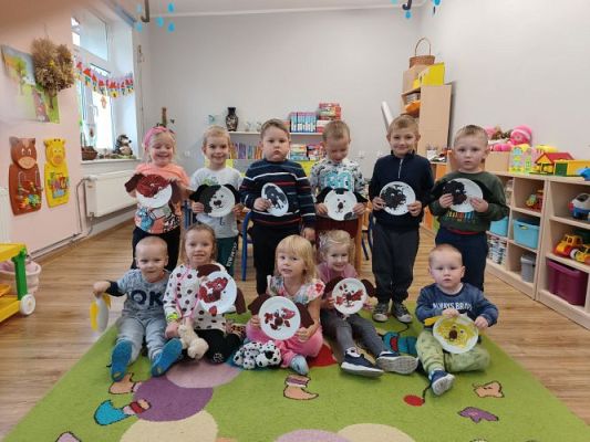 Grafika #13: Dzień Kundelka u maluszków