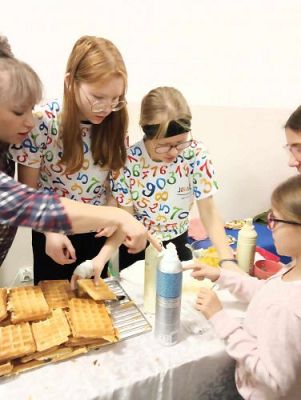 Grafika #1: Przybij piątkę dla hospicjum