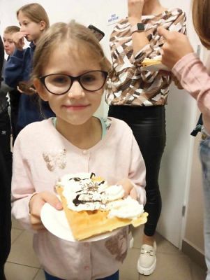 Grafika #3: Przybij piątkę dla hospicjum