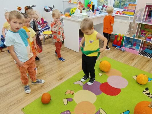 Grafika #10: Dzień Dyni u maluszków